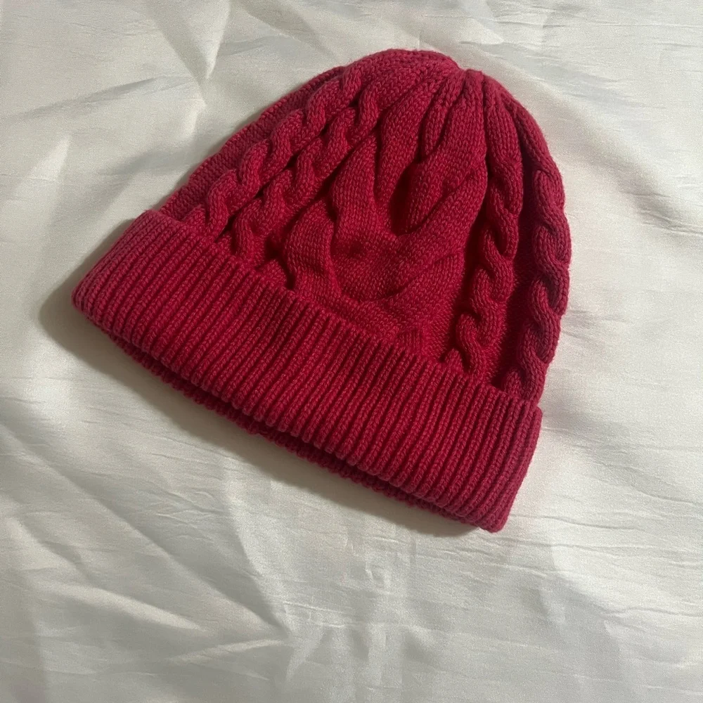 Banana Republic I Women’s I Beanie I Pink Cable Beanie